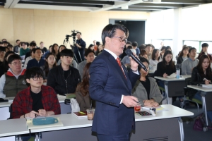 서울대 환경대학원생들과 만난 유종필 관악구청장