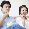 [핵잼 사이언스] TV 매일 4시간 이상 보는 남성, 대장암 위험 높다