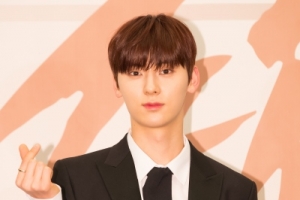 ‘워너원 컴백’ 황민현 “‘복면가왕’ 꿈꾸던 무대..청심환 마셔”