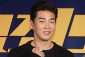 ‘불법튜닝 차량 운전’ 윤계상에 벌금 50만원 약식명령