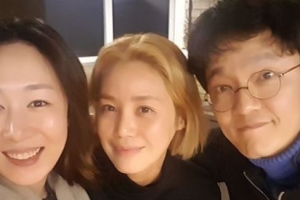 ‘최강 동안’ 배우 김성령, 금발 머리로 깜짝 변신...‘52세 맞아?’