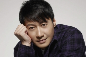중화권 배우 여명, 19세 연하 비서와 열애 인정 “곧 아빠된다”