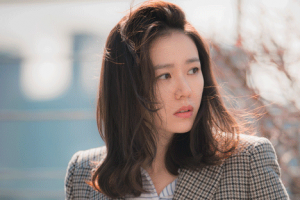 ‘멜로장인’ 손예진의 ‘예쁜 누나’ 스틸 대공개