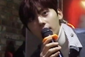 ‘해피투게더3’ 황민현, 아이유 ‘밤편지’ 커버..감미로운 목소리