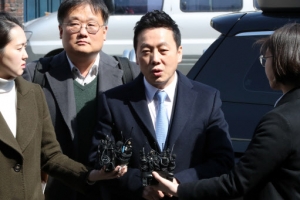 정봉주 성추행 의혹, 780장 사진이 밝혀줄까