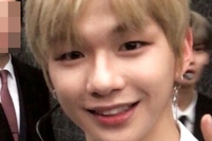 “강다니엘과의 추억” 이혜영, ‘슈가맨’ 비하인드컷 공개