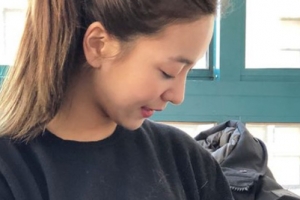 루나, 고양이와 행복한 일상 ‘꿀 떨어지는 눈빛’