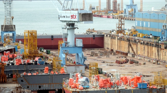 창원시 진해구 STX조선해양