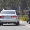[서울포토] MB ‘옥중조사’ 위해 들어가는 수사관들