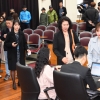 [서울포토] 박근혜 전 대통령 선고공판 방청권 응모하는 시민들