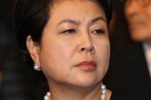 김윤옥도 檢조사 거부