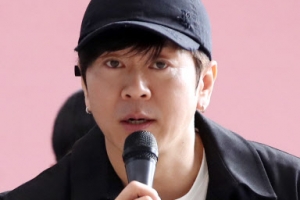 윤도현 “블랙리스트 시발점” KBS 프로그램 줄 하차