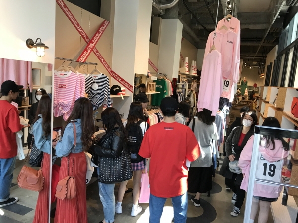 LAP KOREA는 지난 3월 31일 하라주쿠에 스트리트 감성의 아이템들을 선보이는 멀티샵 형태의 LAP 1호점을 오픈했으며, 이날 LAP JAPAN 공식 홈페이지도 문을 열었다고 밝혔다.