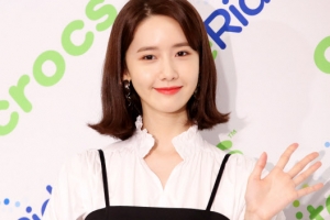 [포토] 윤아, ‘자체발광’ 눈부신 미소