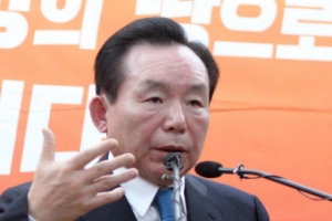 이인제, 불리한 질문엔 ‘얼렁뚱땅’…“박근혜 탄핵 무효? 다 지난 일”