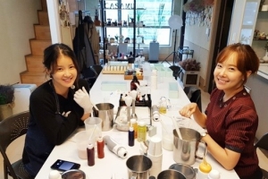 소유진 이시영, 오붓한 공방 데이트 “완전 힐링”