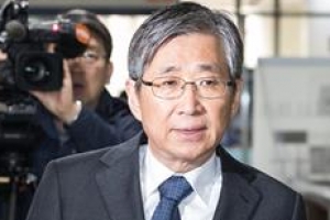 ‘CJ 이미경 퇴진 압박’ 조원동 1심 유죄… 朴과 공모 인정