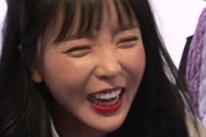 ‘런닝맨’ 김종국, 홍진영 정수리 냄새 감싼 이유 “러브라인이야?”