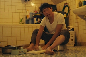 전직 레슬러에서 프로 살림꾼이 된 유해진…‘레슬러’ 티저 예고편