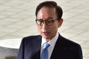 변호인단 “MB, 구치소에서 고생…다스 의혹 완강히 부인 여전”