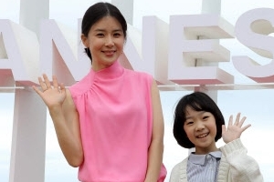 이보영X허율 ‘마더’ 프랑스 칸에서 공식 상영...11일 시상식