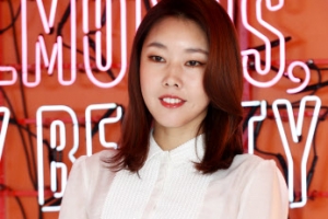 [포토] ‘전현무♥’ 한혜진, ‘점점 더 예뻐지네~’