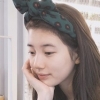 ‘이동욱♥’ 수지, 민낯+수수 패션으로 카페 데이트
