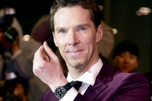 ‘어벤져스’ 베네딕트 컴버배치, 조계사 방문 ‘불교 문화 심취’