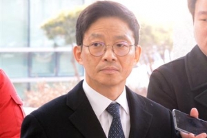 안태근 기소 앞둔 성추행조사단 ‘해단·일부 존속’ 갈림길