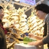 이젠 명동 노점에서도 신용카드 긁으세요