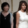 [포토] 멜라니아-아키 여사, 흑백 대비되는 의상
