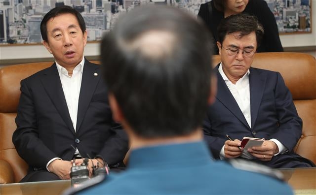 이주민 서울청장 만난 자유한국당 ‘드루킹 사건’ 진실규명 요구