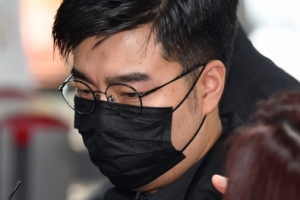 [포토] ‘드루킹 공범’ 서유기, 말 없이 법정으로