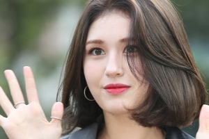 전소미, ‘뮤직뱅크’ 출근길 포착..단발 변신에 ‘급 성숙해진 미모’