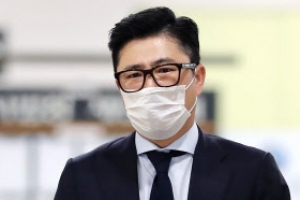 [포토] ‘찡그린 표정’ 고영태씨, 법정으로