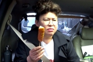 이영자 핫도그사건, 미간 잔뜩 찌푸린 모습 포착..매니저 ‘얼음’