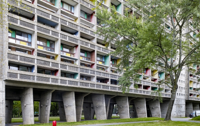프랑스 낭트 레제 ‘유니테 다비타시옹’은 마르세유에 이어 르 코르뷔지에가 두 번째로 지은 집단공동주택이다. 안양문화예술재단 제공 　 