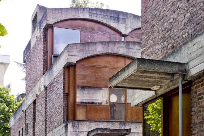 파리 근교에 지어진 자울 주택은 르 코르뷔지에가 발전시킨 브루탈리즘의 미학을 보여주는 대표적 건축물이다. 김중업이 종단면도를 그렸다. 안양문화예술재단 제공