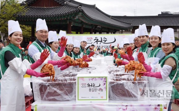 봄에 담그는 김장, 얼마나 맛있게요?