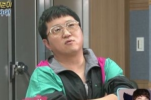 정형돈, EBS에 깜짝 출연..수학 공부에 도전 ‘진지한 모습’