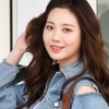 걸스데이 유라, 인천공항 포착 ‘감탄 나오는 패션 센스’