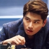 ‘슈츠’ 장동건, 이이경 만난 모습 포착 ‘무슨 일?’