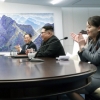 [서울포토] 2018 남북정상회담, 박수로 ‘화기애애’한 시작