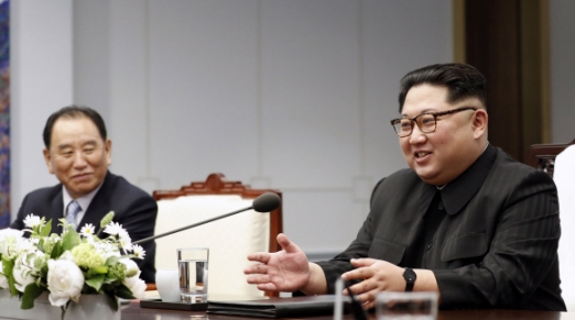 [서울포토] 남북정상회담, 웃으며 발언하는 북한 김정은 위원장