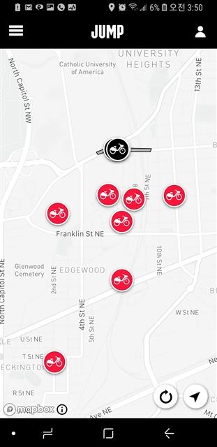 우버의 전기 자전거 공유사업 애플리케션 ‘점프’ 화면. 워싱턴 DC에서 사용 가능한 전기 자전거의 위치가 표시돼 있다.