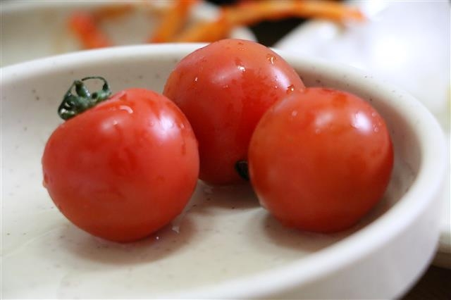 후식으로 나오는 방울토마토