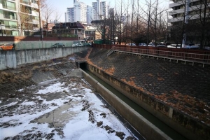 마포 성산유수지 복개… 공원 재탄생