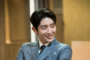 ‘무법변호사’ 이준기 “첫 촬영 부담, 최민수 선배 꿈 꿨다”