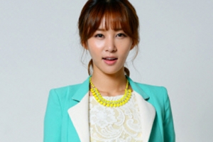 방송인 김정민, 전 남자친구 재판 불출석...과태료 300만원 처분