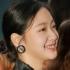 김고은, 프랑스 사로잡은 명품 미모 “패션계 주목”